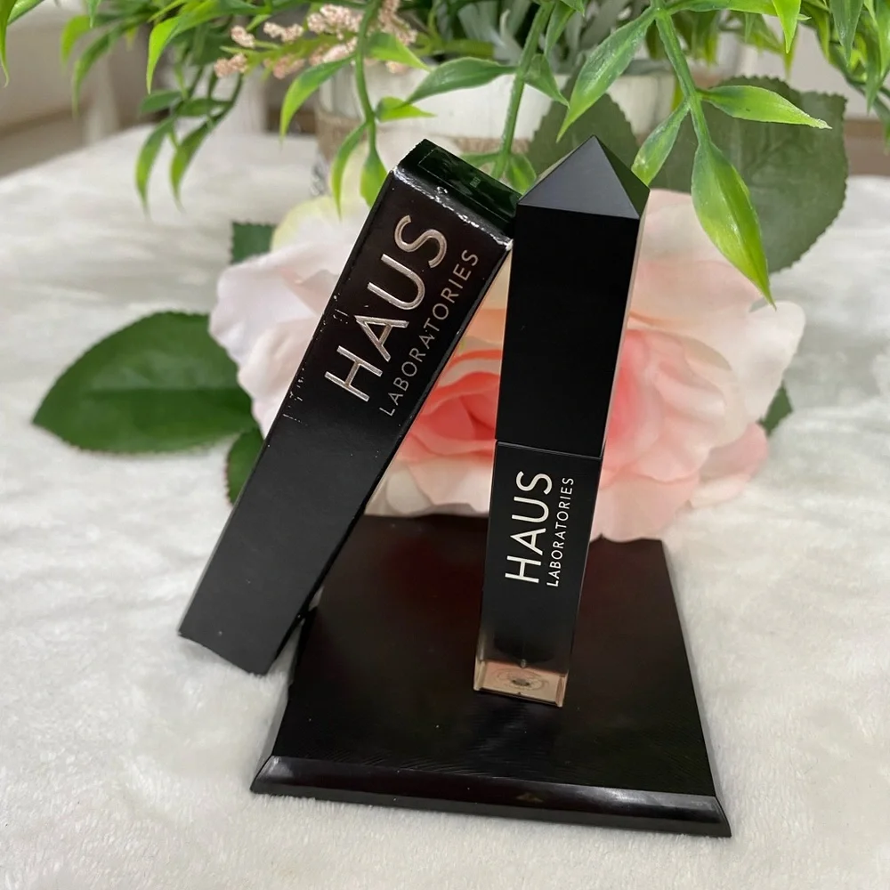 HAUS LABORATORIES by Lady Gaga: GLAM ATTACK LIQUID EYESHADOW, Biker